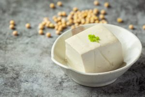 queijo tofu representando uma alternativa de dieta sem carne