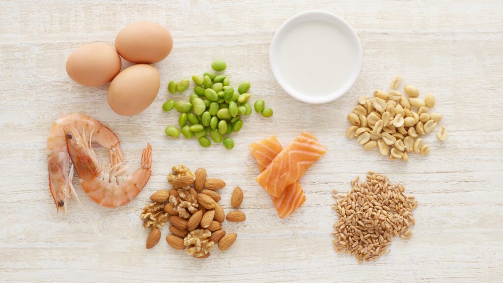 Camarão, ovo, leite, peixes e castanhas são os alimentos alergênicos mais conhecidos pelo senso comum.